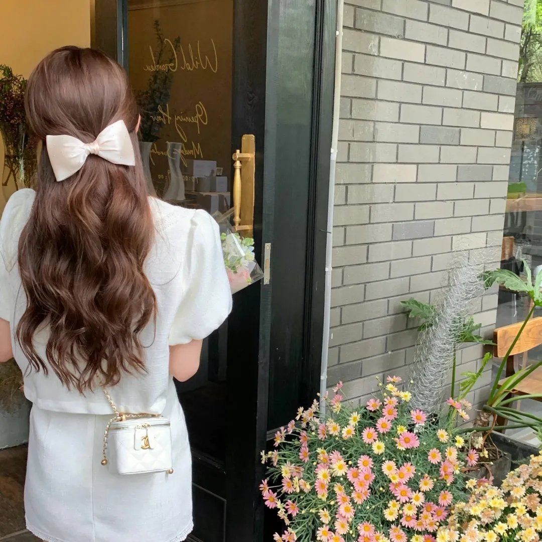 邻家怪男孩